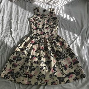 Adorable floral H&M dress